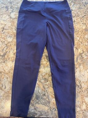 Mountain Hardware Leggings with Side Pockets